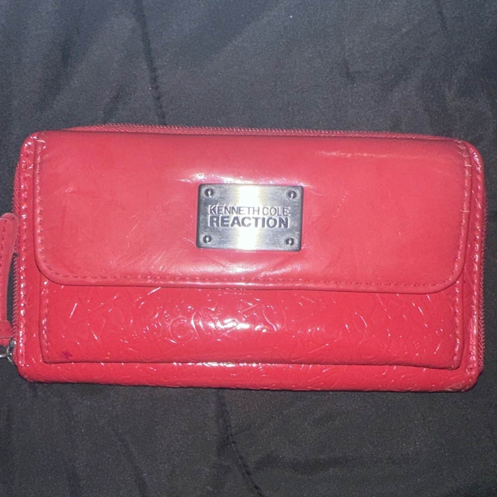 Kenneth Cole Reaction Red Wallet